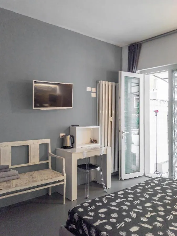 Hotel Minimal Chic Verona Affittacamere